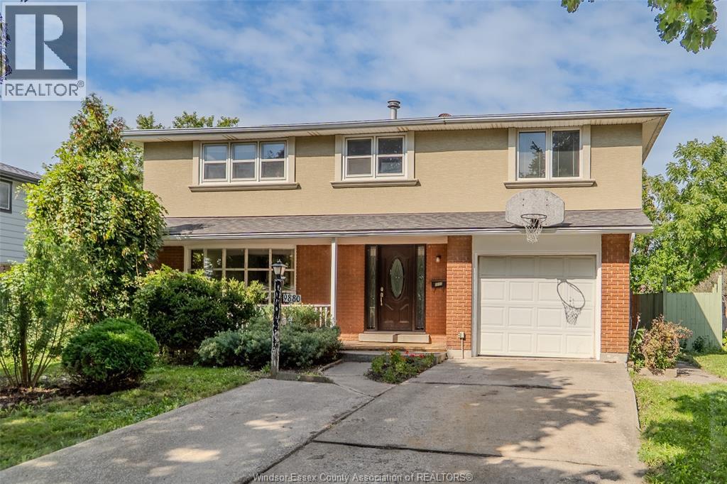 9880 Asgard Road, Windsor, Ontario  N8R 1E2 - Photo 2 - 26023463