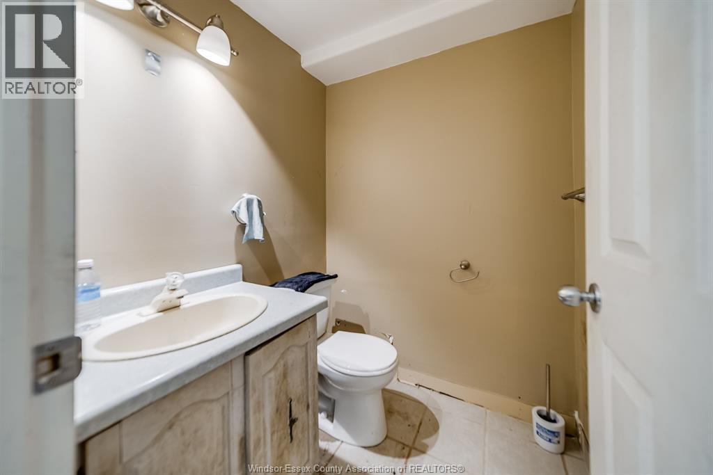 737-739 County Rd 2, Lakeshore, Ontario  N0R 1A0 - Photo 43 - 26023595