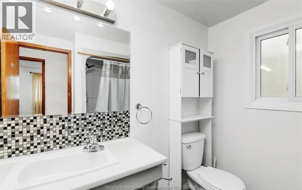 9597 Avery Lane Unit# Upper, Windsor, Ontario  N8R 2C1 - Photo 14 - 26023581