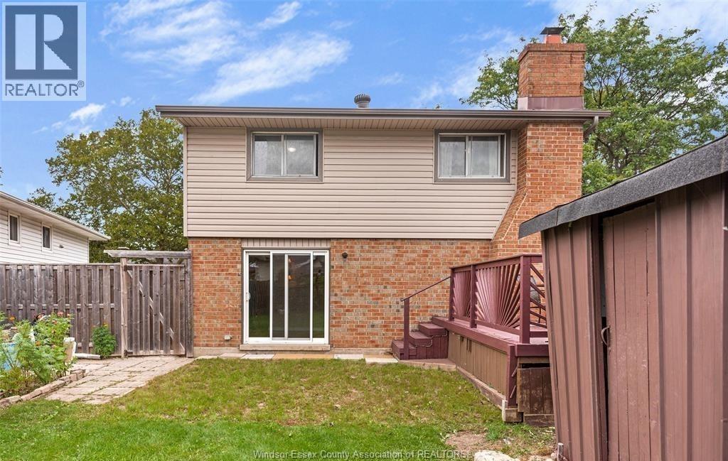 9597 Avery Lane Unit# Upper, Windsor, Ontario  N8R 2C1 - Photo 18 - 26023581