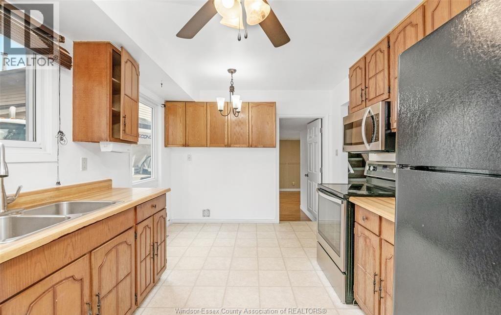 9597 Avery Lane Unit# Upper, Windsor, Ontario  N8R 2C1 - Photo 9 - 26023581