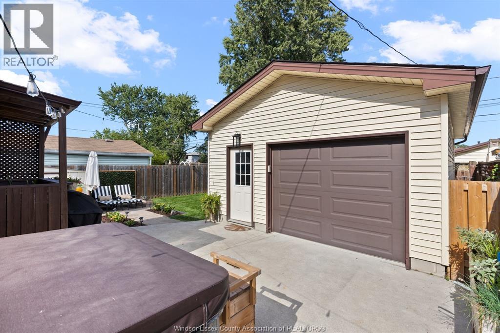 1734 Westcott, Windsor, Ontario  N8Y 4C9 - Photo 23 - 26023579
