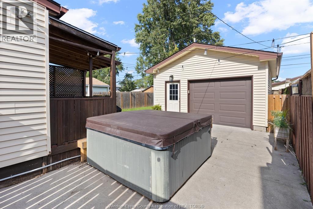 1734 Westcott, Windsor, Ontario  N8Y 4C9 - Photo 24 - 26023579