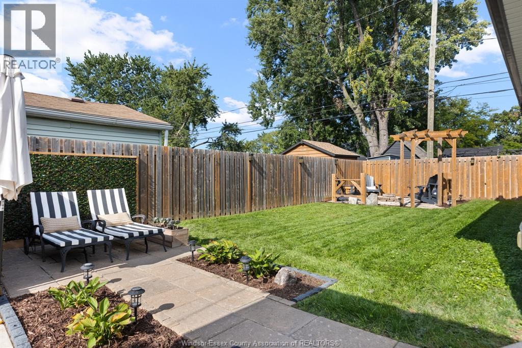 1734 Westcott, Windsor, Ontario  N8Y 4C9 - Photo 27 - 26023579