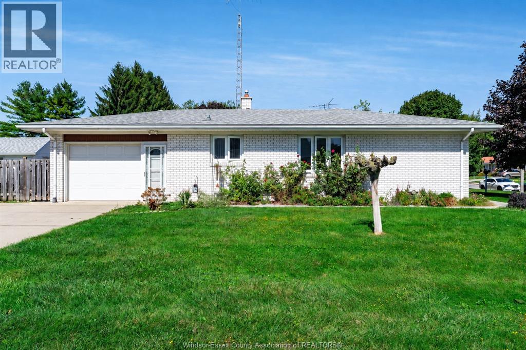 85 Lutsch Avenue, Leamington, Ontario  N8H 2N5 - Photo 1 - 26023592