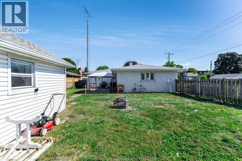85 Lutsch Avenue, Leamington, Ontario  N8H 2N5 - Photo 45 - 26023592
