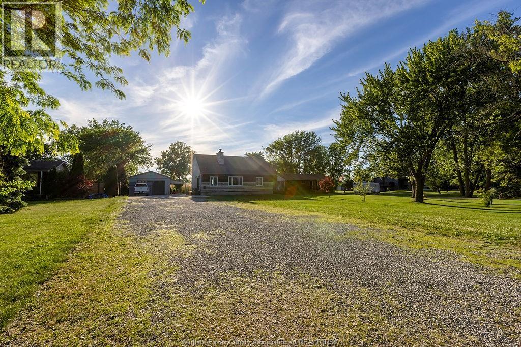2040 Front Road North, Amherstburg, Ontario  N9V 3R3 - Photo 44 - 26023569