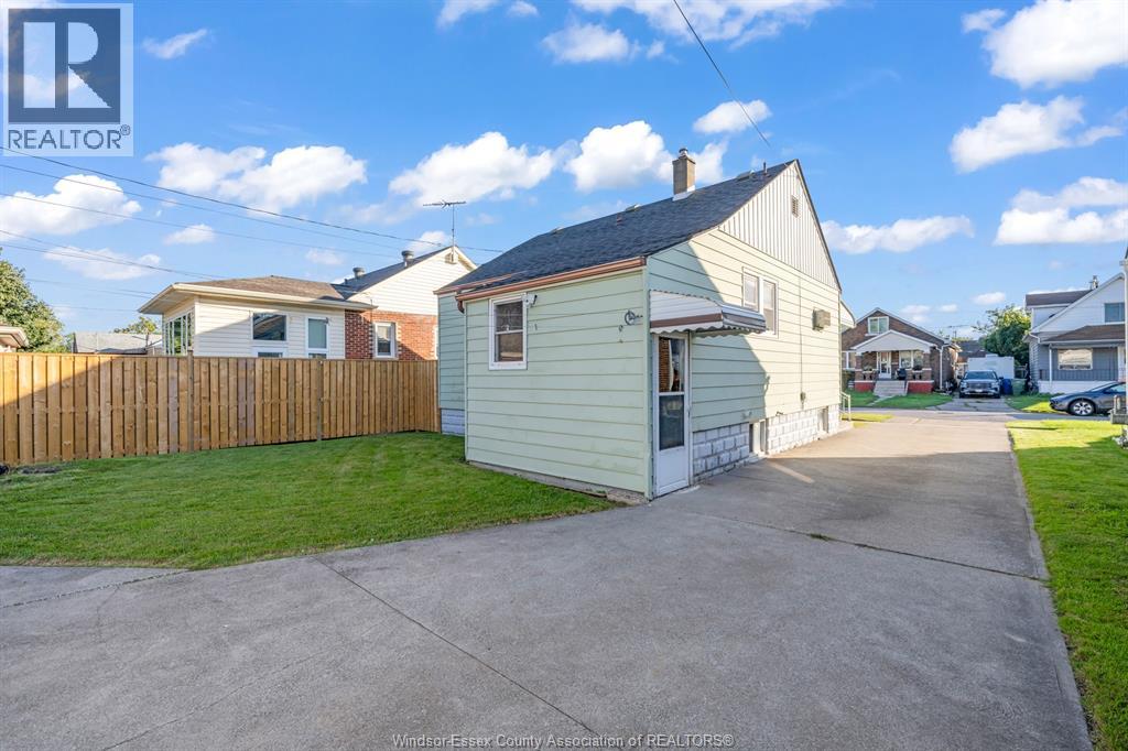1669 Hickory Road, Windsor, Ontario  N8Y 3T2 - Photo 31 - 26023609