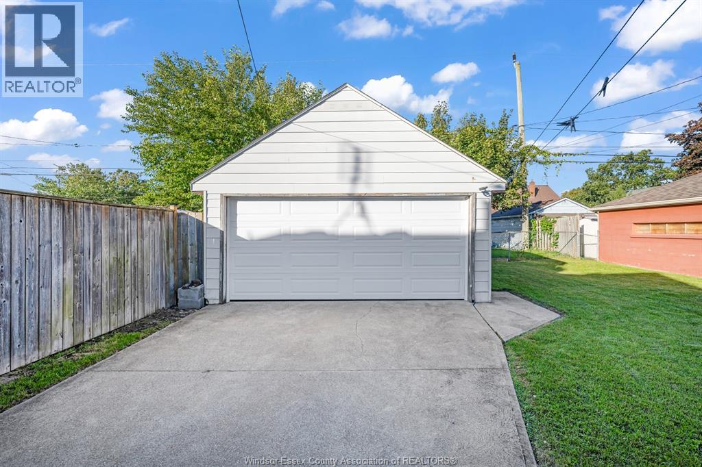 1669 Hickory Road, Windsor, Ontario  N8Y 3T2 - Photo 32 - 26023609