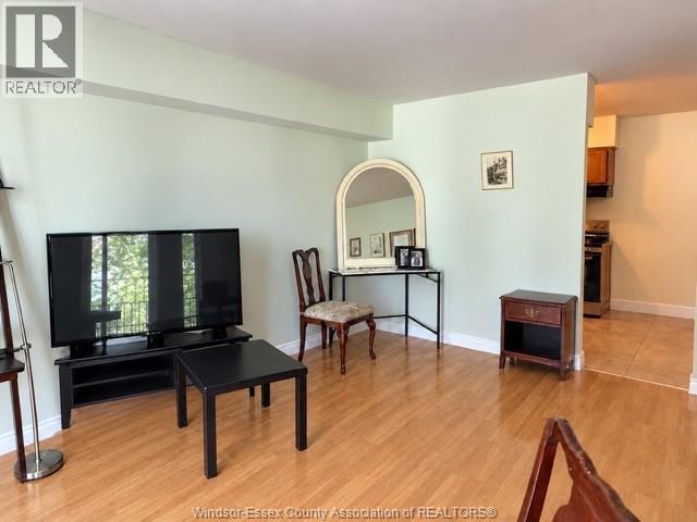3355 Sandwich Street Unit# 304, Windsor, Ontario  N9C 1B2 - Photo 5 - 26023621