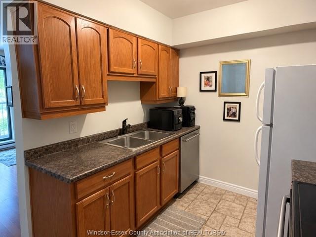 3355 Sandwich Street Unit# 304, Windsor, Ontario  N9C 1B2 - Photo 6 - 26023621