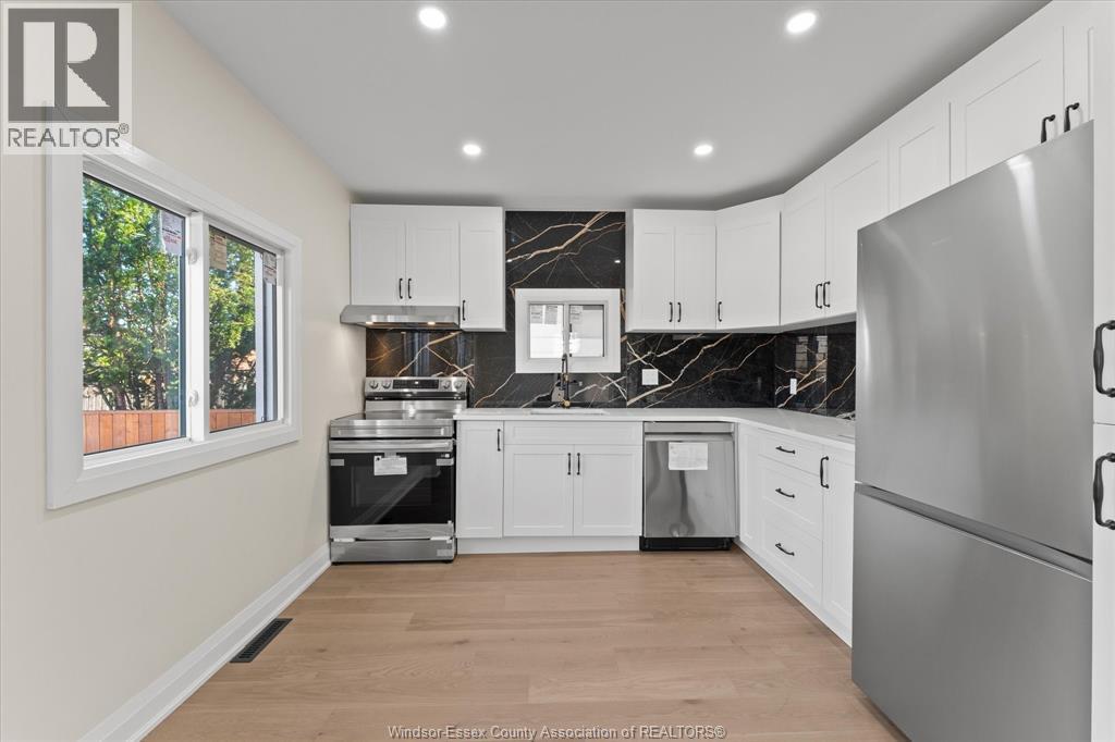 930 Elsmere Ave, Windsor, Ontario  N9A 2A9 - Photo 13 - 26023617