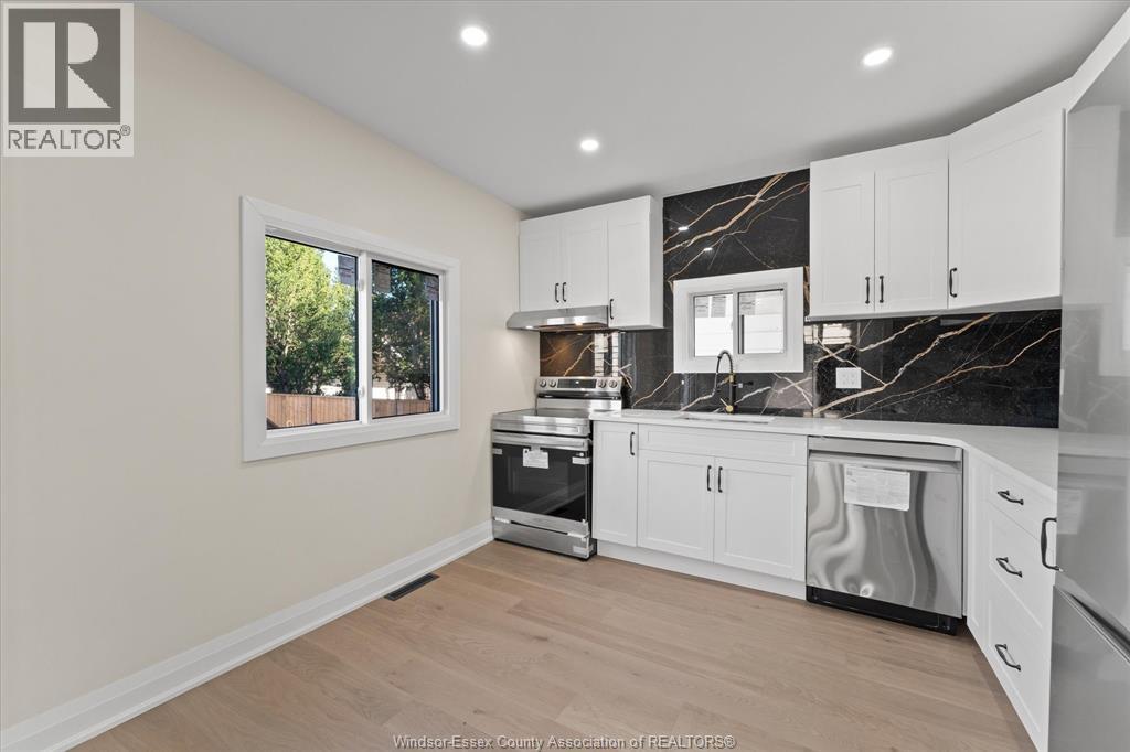930 Elsmere Ave, Windsor, Ontario  N9A 2A9 - Photo 14 - 26023617