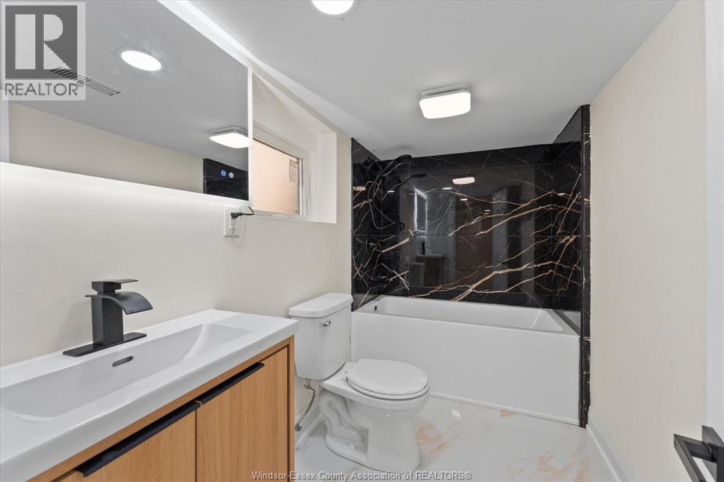 930 Elsmere Ave, Windsor, Ontario  N9A 2A9 - Photo 26 - 26023617