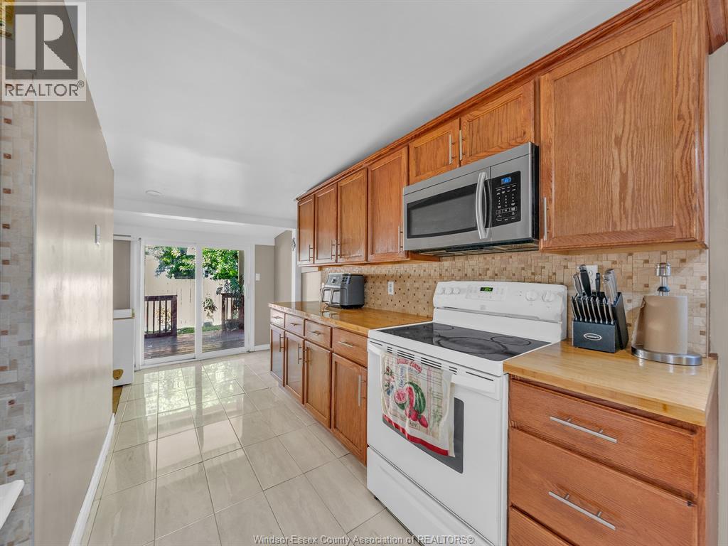 1936 Central, Windsor, Ontario  N8W 4H9 - Photo 13 - 26023567