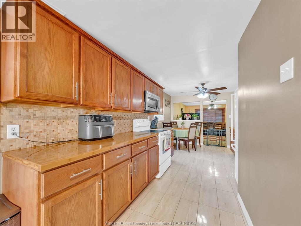 1936 Central, Windsor, Ontario  N8W 4H9 - Photo 14 - 26023567