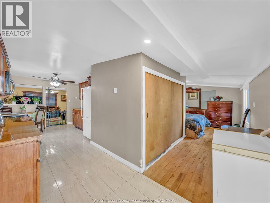 1936 Central, Windsor, Ontario  N8W 4H9 - Photo 15 - 26023567