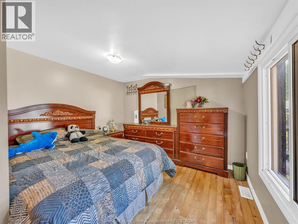 1936 Central, Windsor, Ontario  N8W 4H9 - Photo 16 - 26023567