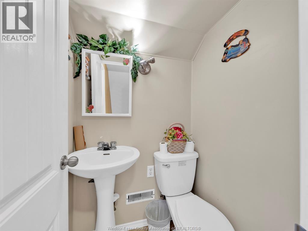 1936 Central, Windsor, Ontario  N8W 4H9 - Photo 26 - 26023567