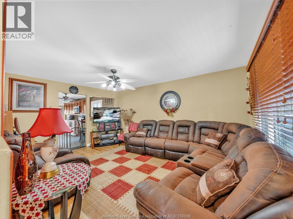 1936 Central, Windsor, Ontario  N8W 4H9 - Photo 5 - 26023567