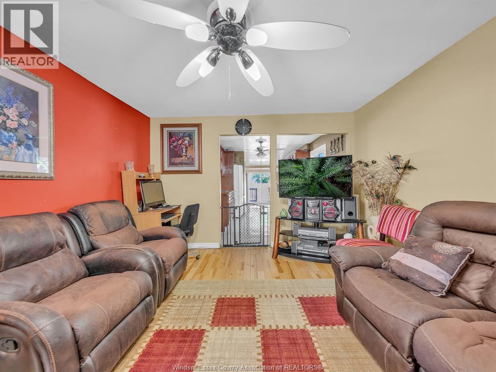 1936 Central, Windsor, Ontario  N8W 4H9 - Photo 6 - 26023567