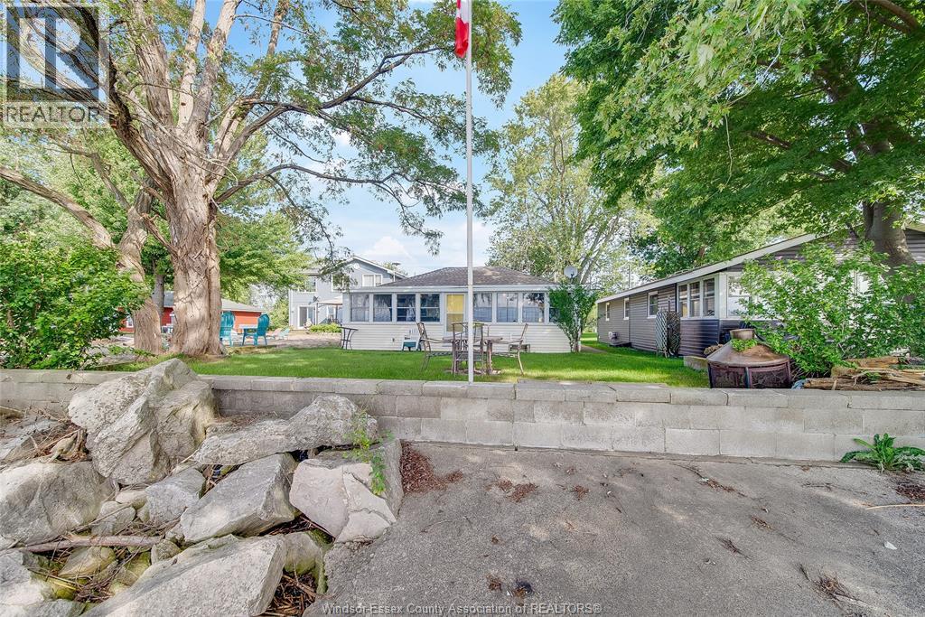 845 Erie Blue, Essex, Ontario  N0R 1G0 - Photo 20 - 26023054