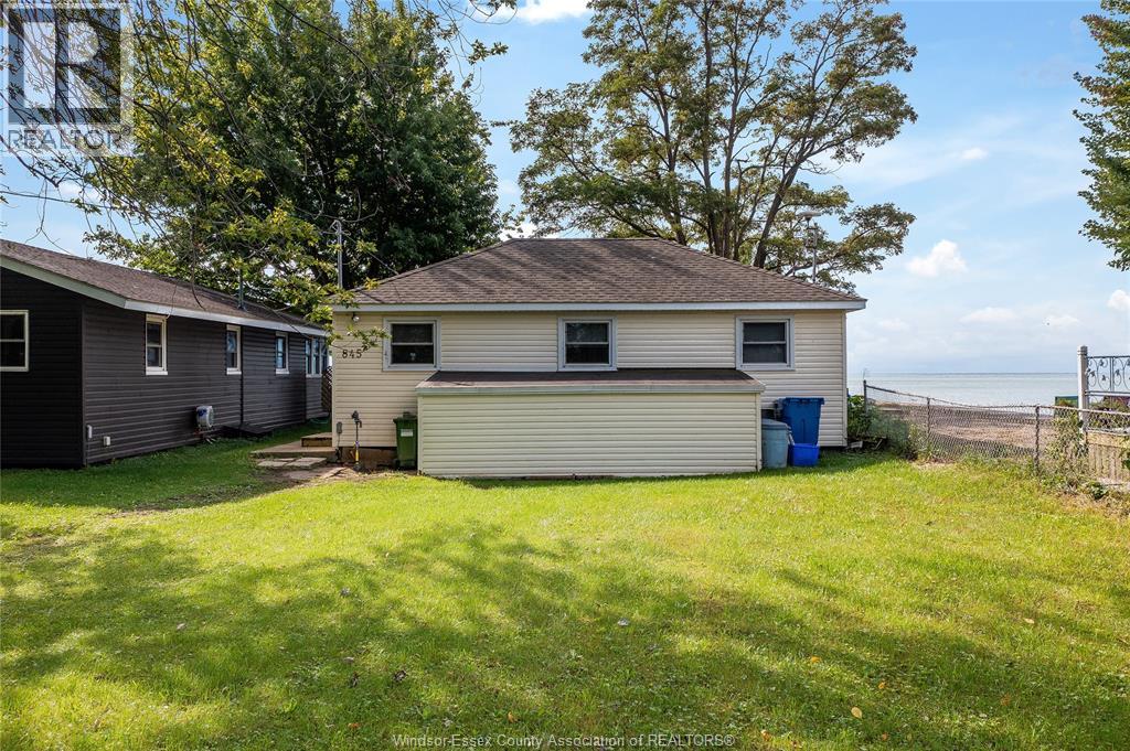 845 Erie Blue, Essex, Ontario  N0R 1G0 - Photo 22 - 26023054
