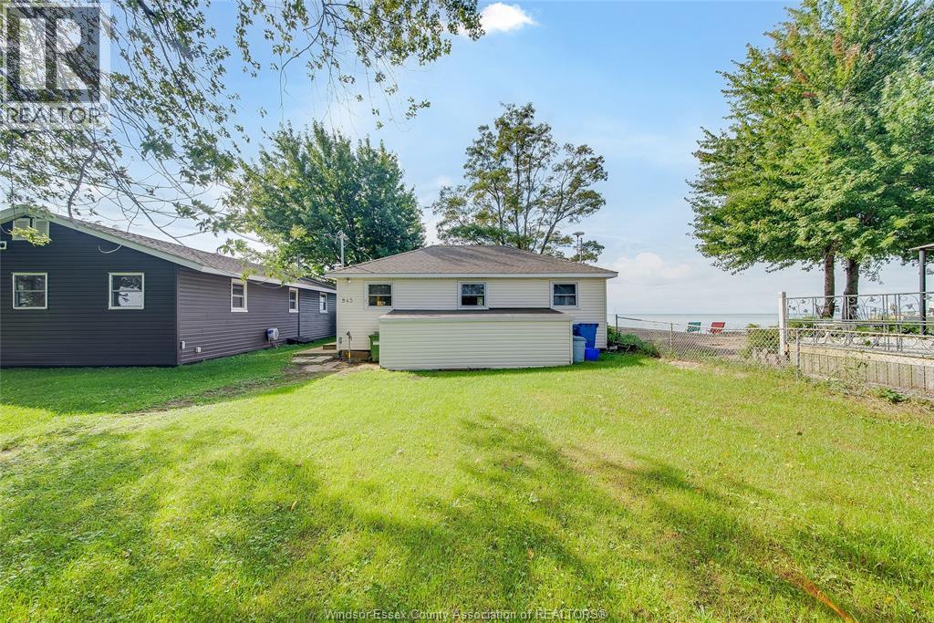 845 Erie Blue, Essex, Ontario  N0R 1G0 - Photo 24 - 26023054