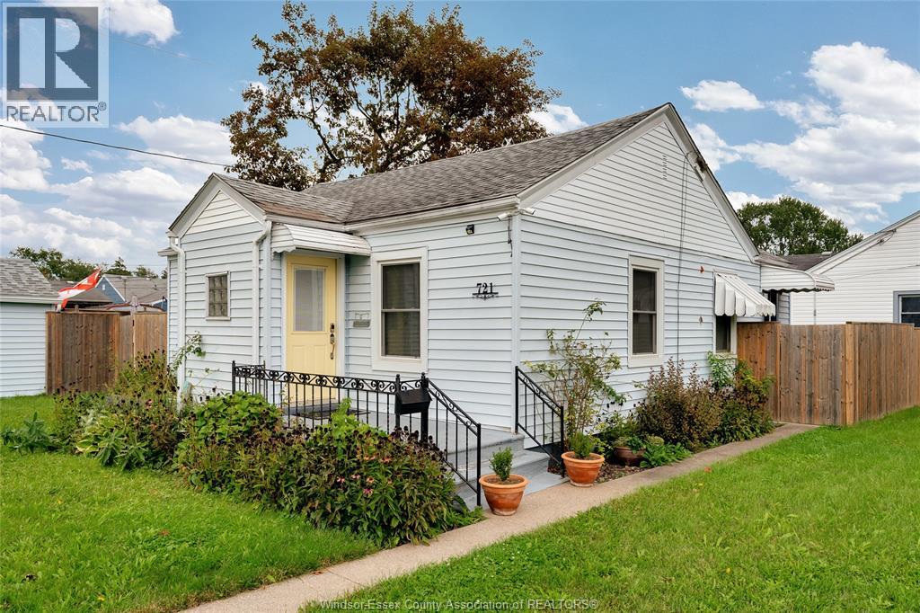 721 LENS AVENUE, Windsor, Ontario