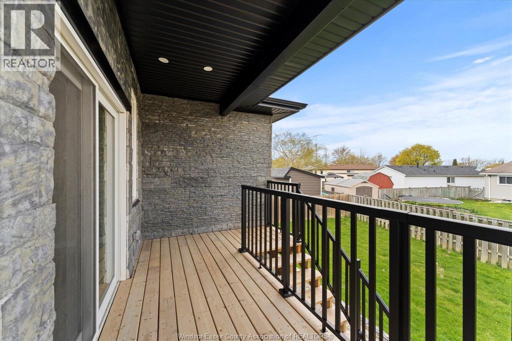 199 Thomas Avenue, Wallaceburg, Ontario  N8A 5H6 - Photo 32 - 26023651