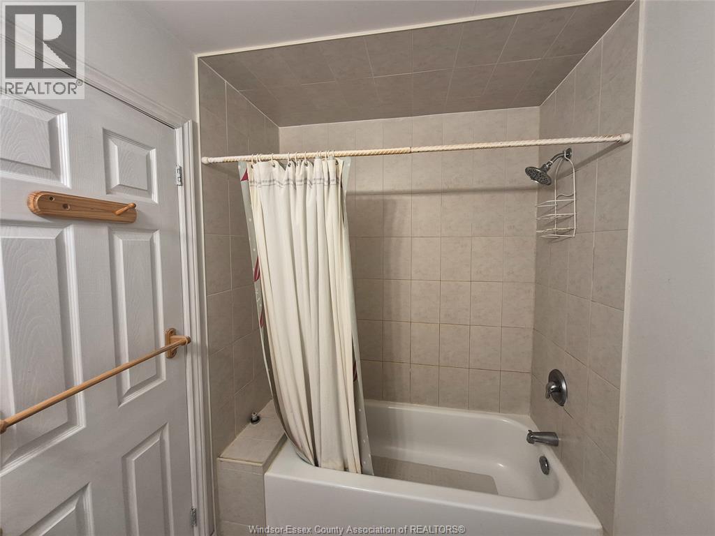1756 Daytona Avenue, Windsor, Ontario  N9B 3W5 - Photo 7 - 26023647