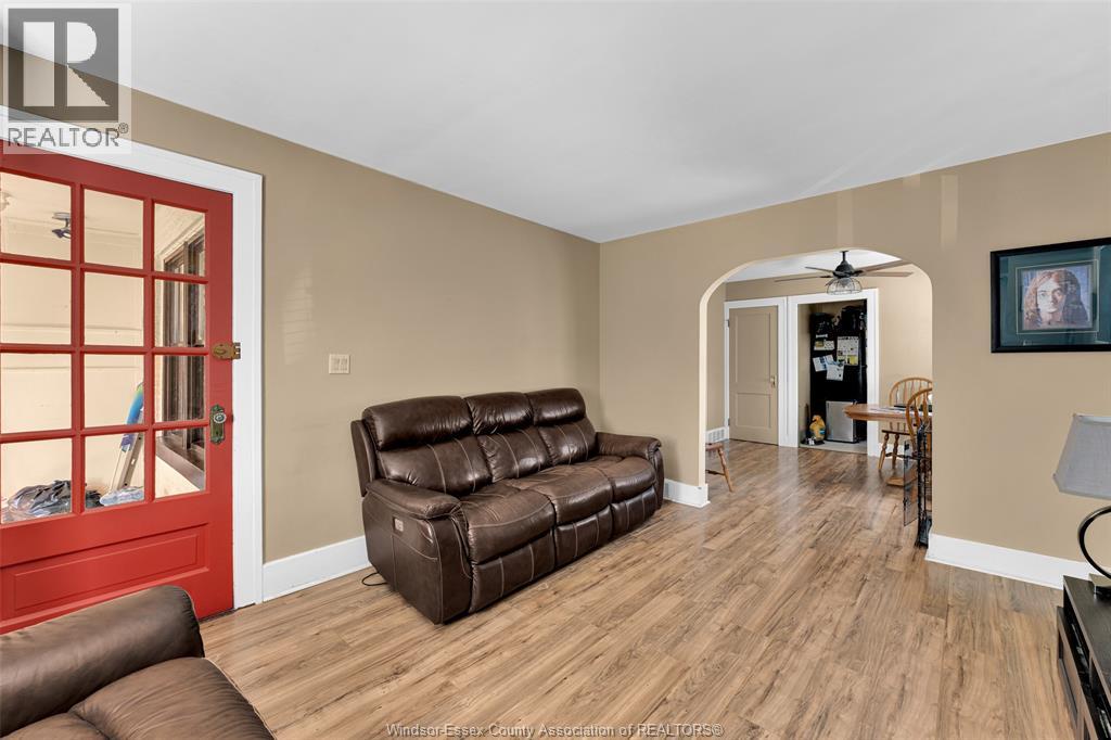 1174 Parent Ave, Windsor, Ontario  N9A 2E5 - Photo 6 - 26023655