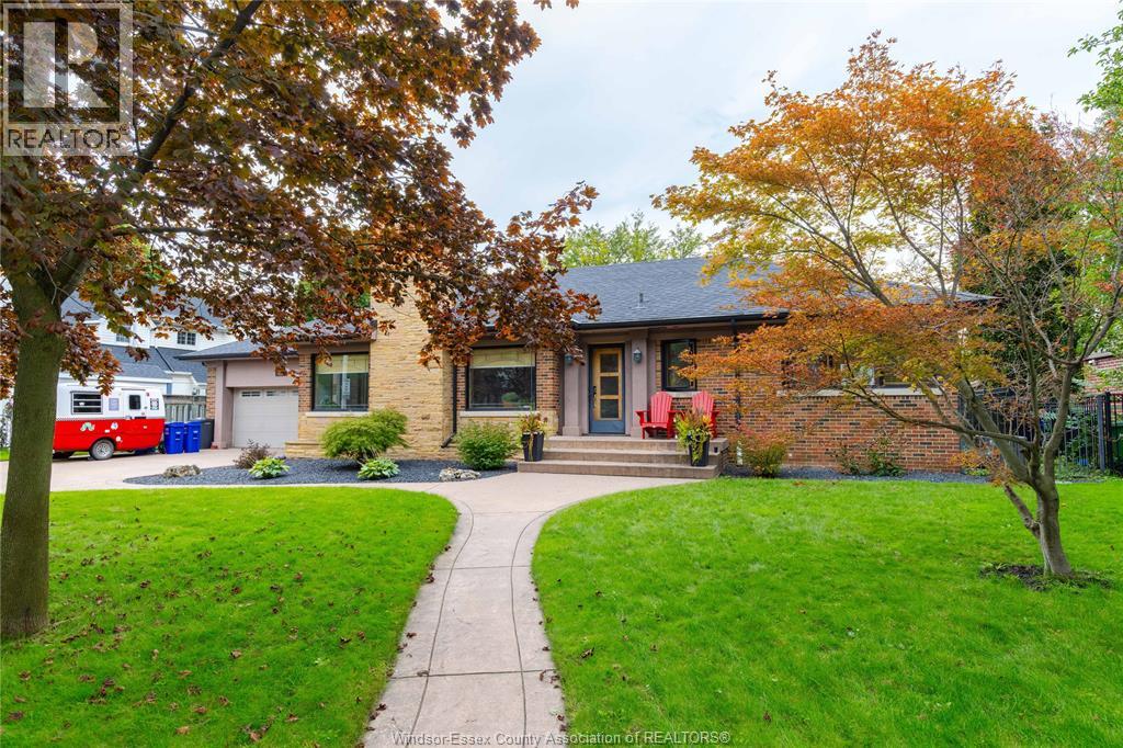 1550 Ypres, Windsor, Ontario  N8W 1R9 - Photo 2 - 26023659