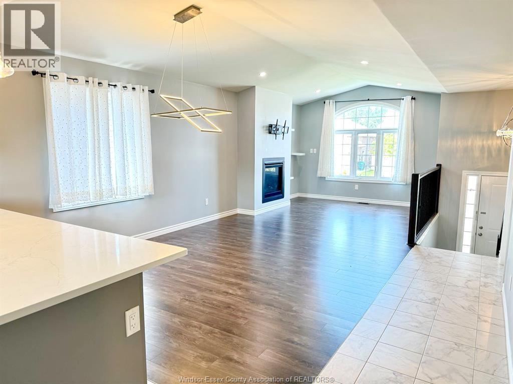 1076 Lublin Avenue Unit# Upper, Windsor, Ontario  N8P 0E5 - Photo 3 - 26023660