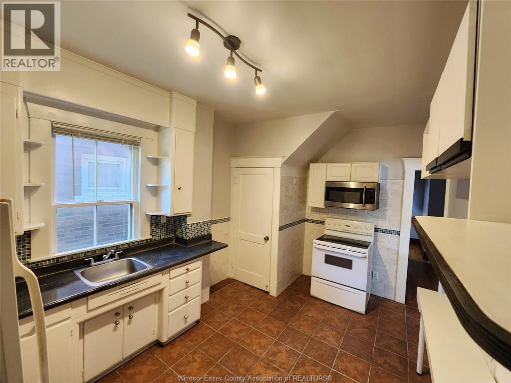 343 Randolph Avenue Unit# Room 1, Windsor, Ontario  N9B 2T4 - Photo 3 - 26023666