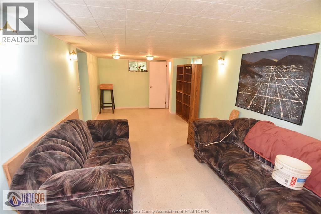 1011 Laurier, Lasalle, Ontario  N9J 1N2 - Photo 26 - 26023690