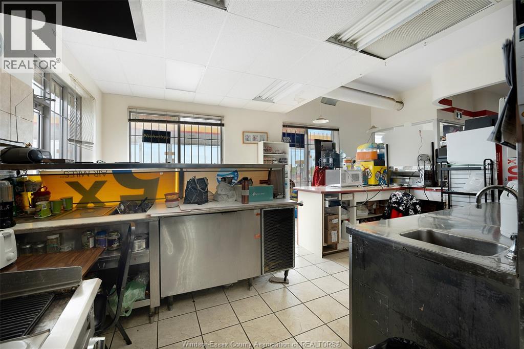 274 County Rd 42, Lakeshore, Ontario  N8N 2L9 - Photo 20 - 26023739