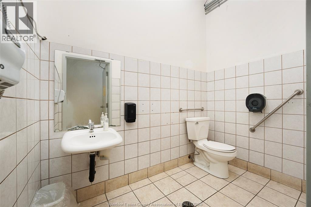 274 County Rd 42, Lakeshore, Ontario  N8N 2L9 - Photo 24 - 26023739