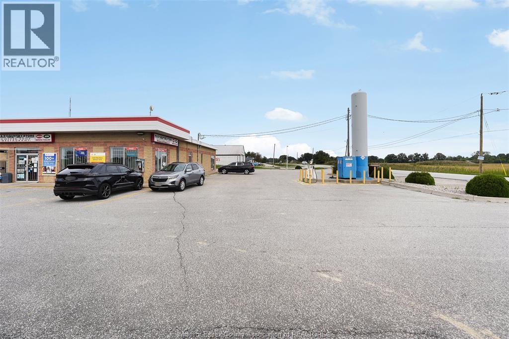274 County Rd 42, Lakeshore, Ontario  N8N 2L9 - Photo 3 - 26023739