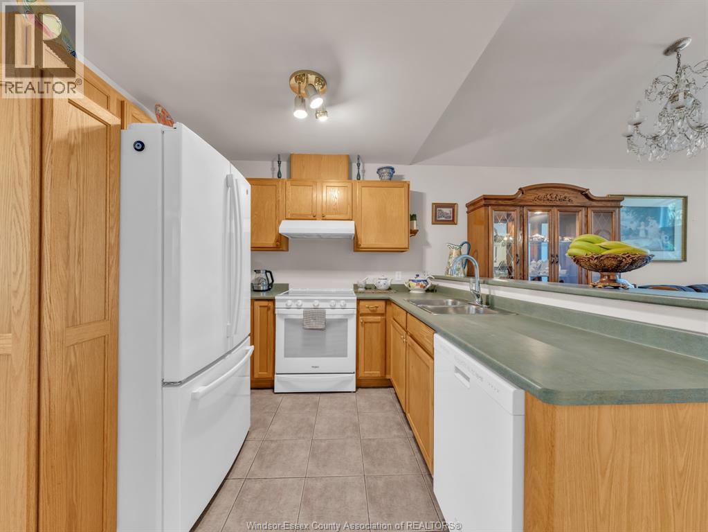 4568 Brother's Court, Windsor, Ontario  N9G 2W1 - Photo 13 - 26023752