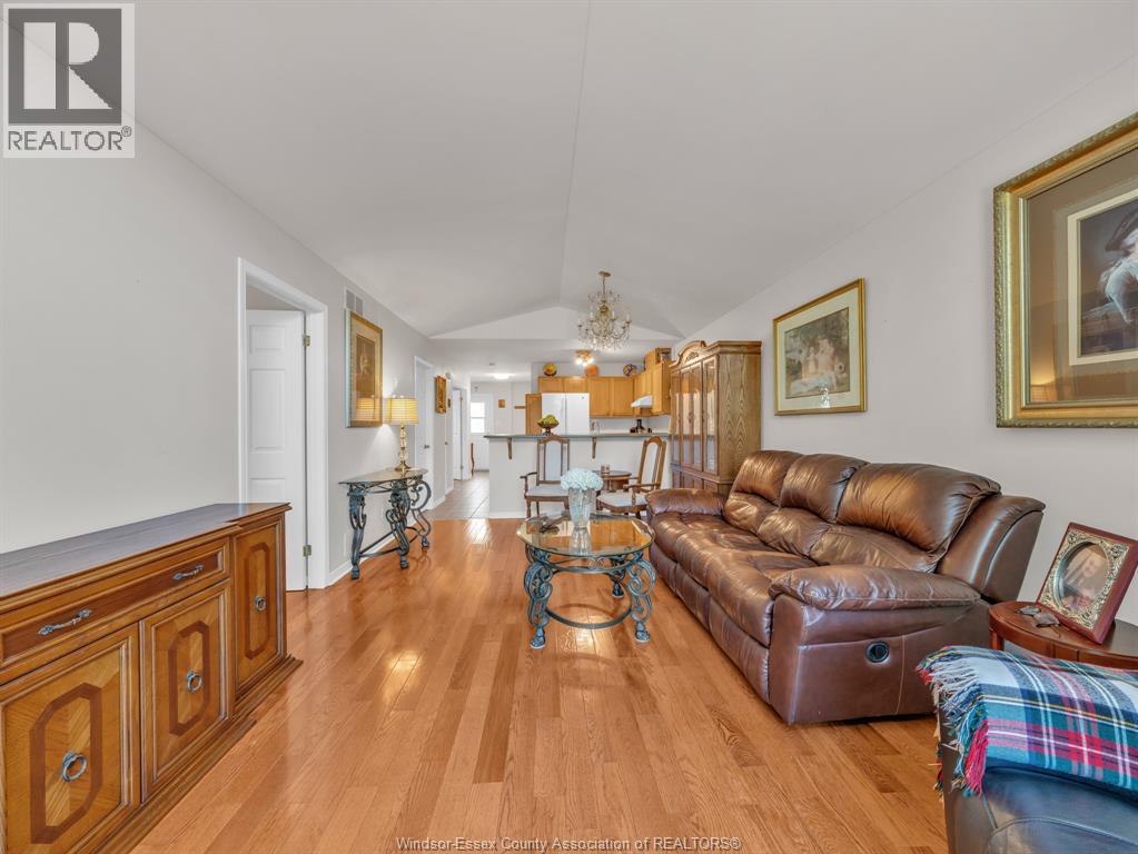 4568 Brother's Court, Windsor, Ontario  N9G 2W1 - Photo 19 - 26023752