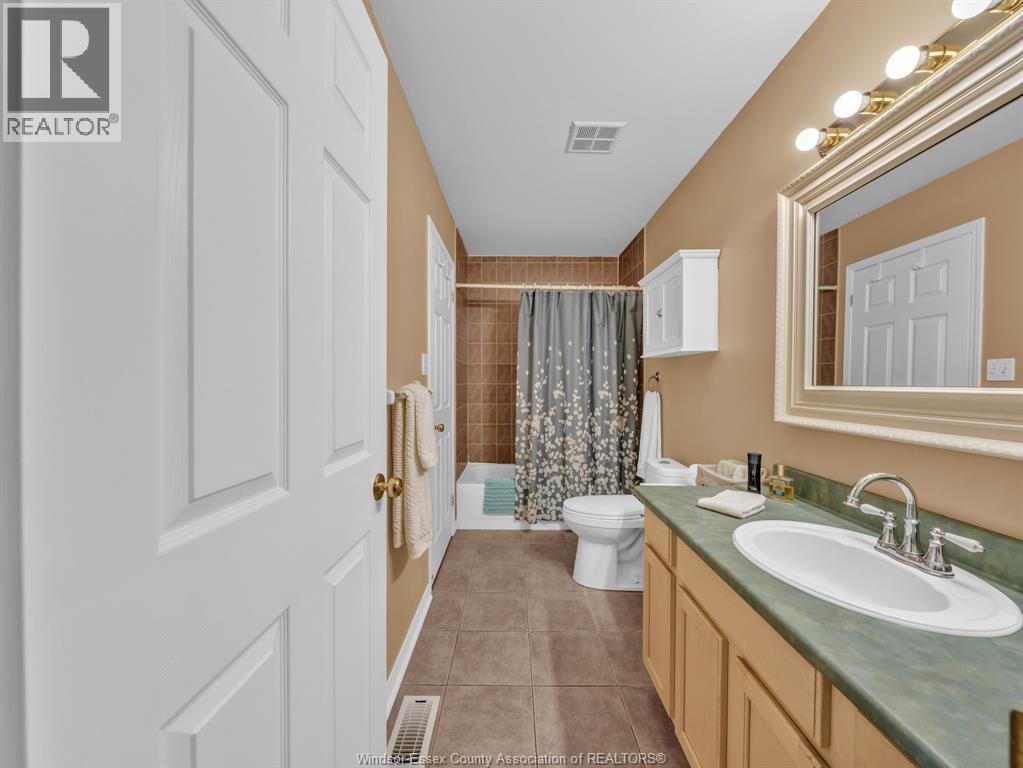 4568 Brother's Court, Windsor, Ontario  N9G 2W1 - Photo 25 - 26023752