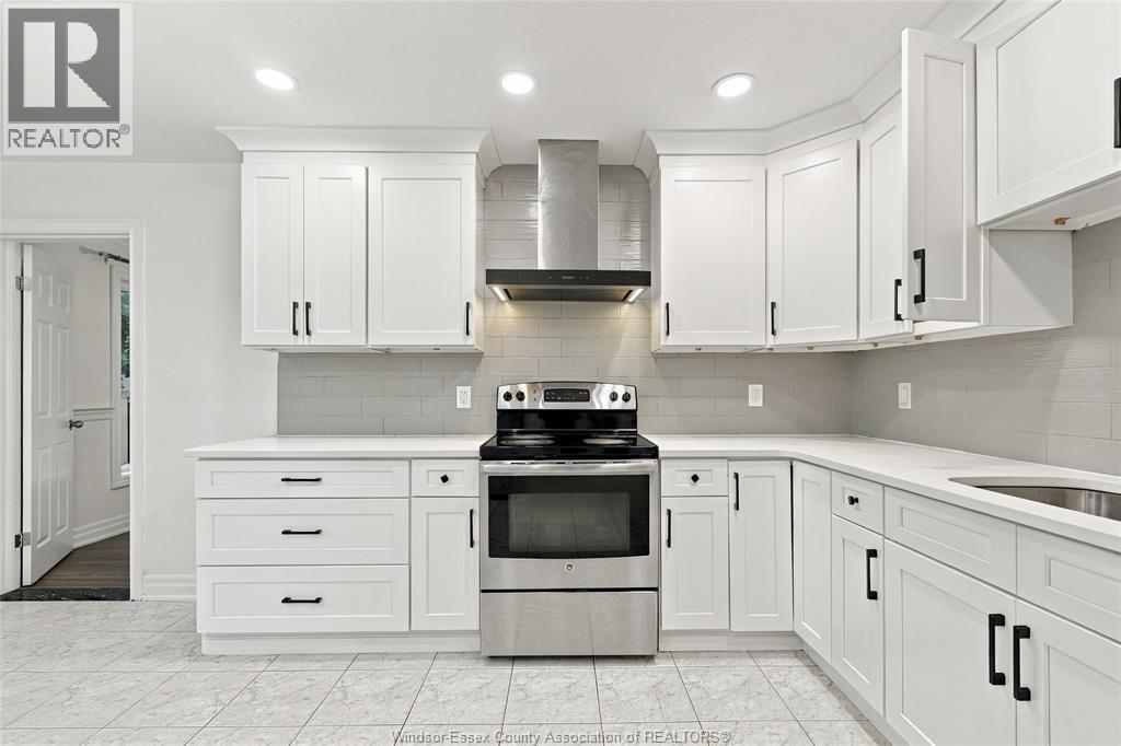 2564 Buttery Street, Windsor, Ontario  N9E 4L9 - Photo 12 - 26023716