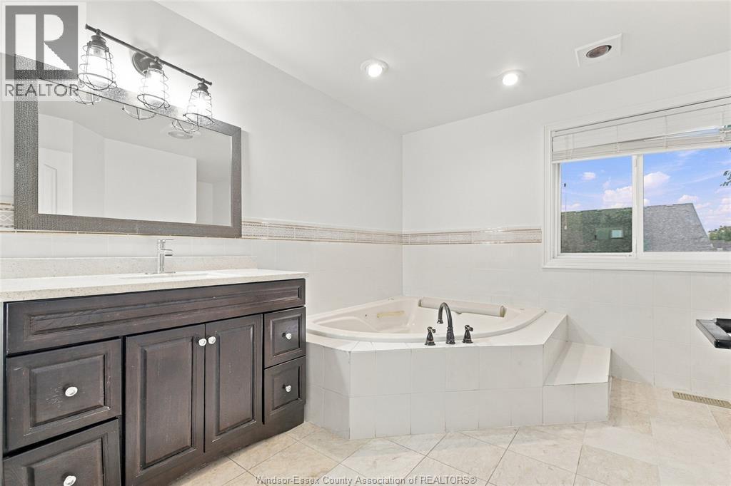2564 Buttery Street, Windsor, Ontario  N9E 4L9 - Photo 27 - 26023716