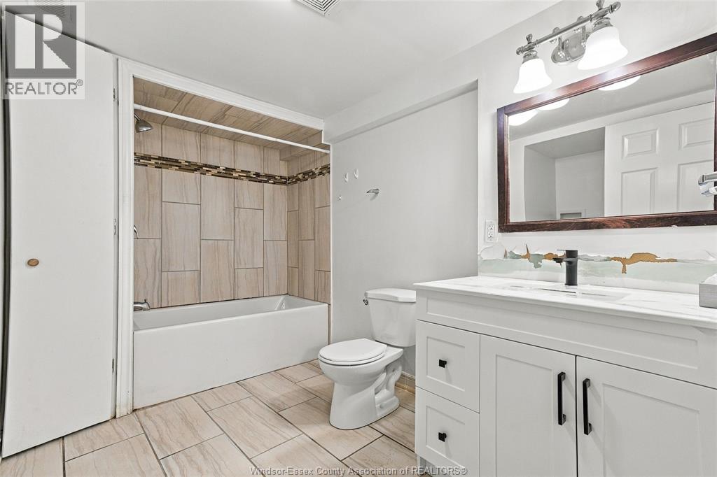 2564 Buttery Street, Windsor, Ontario  N9E 4L9 - Photo 37 - 26023716