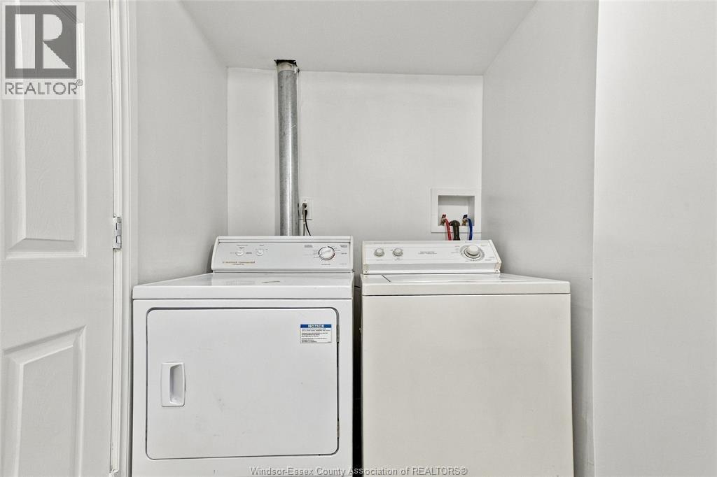 2564 Buttery Street, Windsor, Ontario  N9E 4L9 - Photo 38 - 26023716