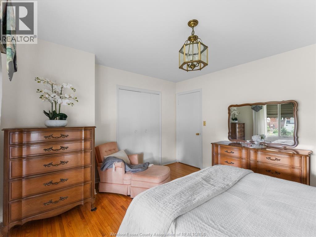 2566 Tourangeau, Windsor, Ontario  N8W 4N9 - Photo 13 - 26023079