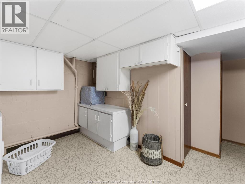 2566 Tourangeau, Windsor, Ontario  N8W 4N9 - Photo 27 - 26023079