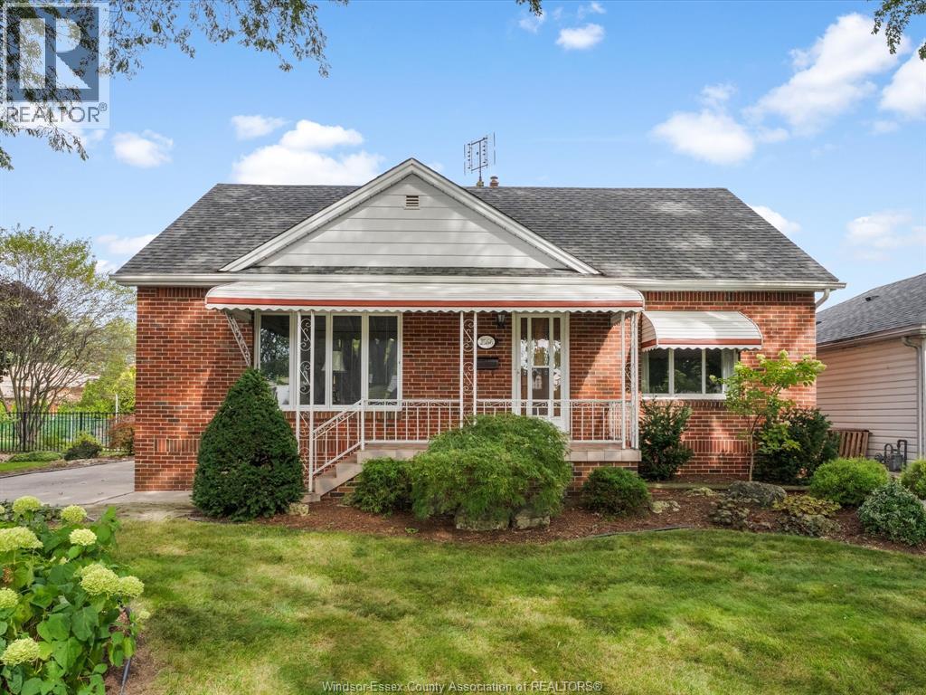 2566 Tourangeau, Windsor, Ontario  N8W 4N9 - Photo 39 - 26023079