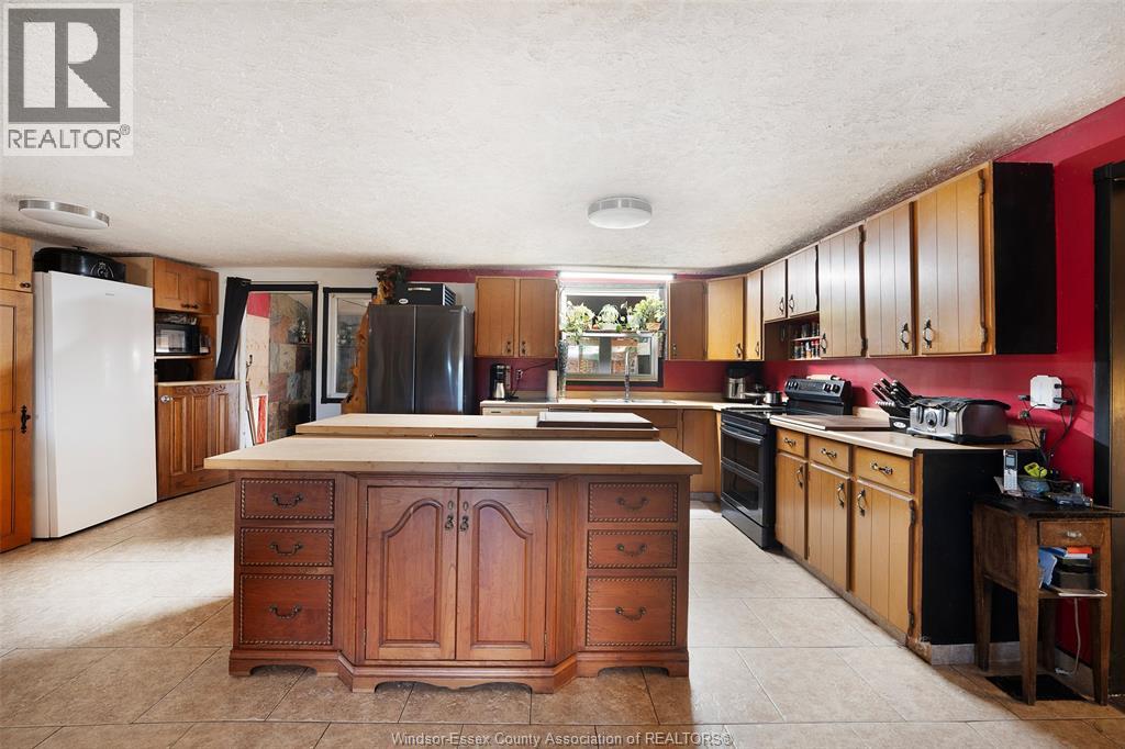8865 Howard Avenue, Lasalle, Ontario  N0R 1L0 - Photo 14 - 26022853